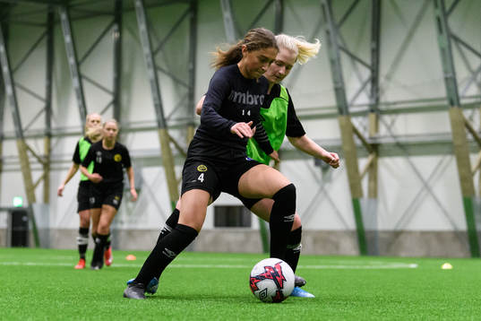 Donika Shala och Fanny Johansson