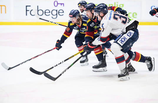Djurgårdens Manuel Ågren och Patrik Berglund mot