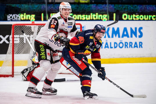 Malmö Redhawks Fredrik Händemark och Djurgårdens Jacob