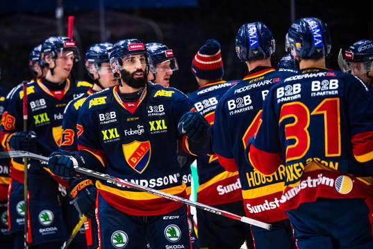 Djurgårdens Jason Garrison jublar