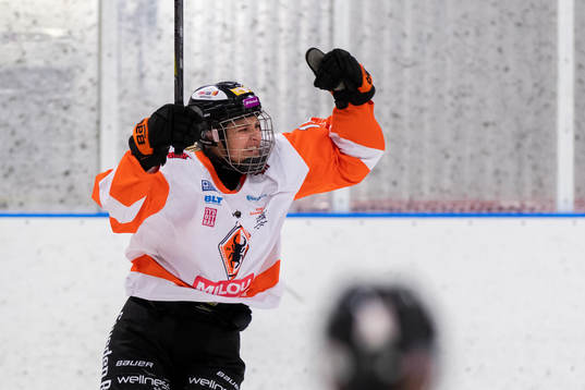 Karlskronas Filippa Wahlfried jublar