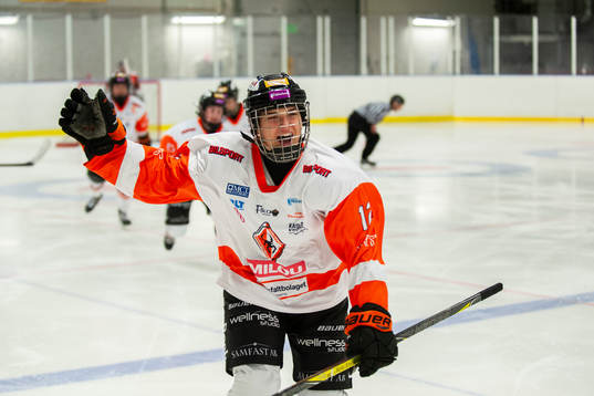 Karlskronas Filippa Wahlfried jublar