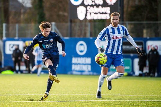 Helsingborgs Max Svensson gör 1-1