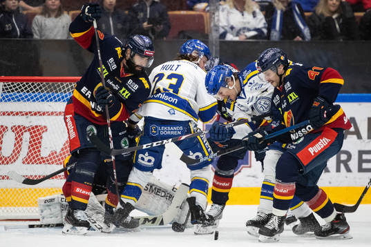 Djurgårdens Jason Garrison och Daniel Widing och Leksands