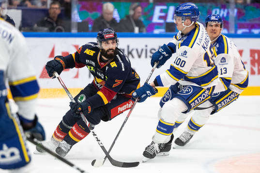 Djurgårdens Jason Garrison och Leksands Martin Karlsson