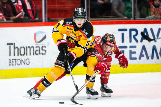 Luleås Filip Hållander och Örebros Christopher Mastomäki