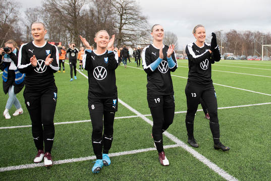 Malmö FFs Madeleine Hejde, Andrea Sjögren, Josefine