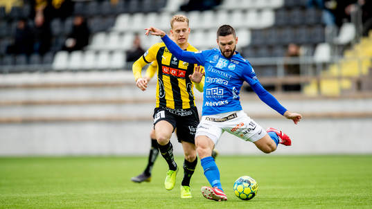 Norrbys Ivo Dominik Pekalski mot Häckens Gustav Berggren