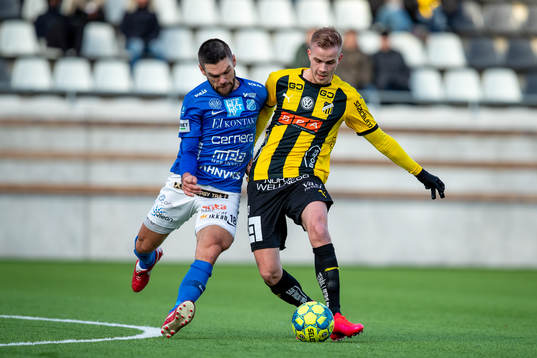 Häckens Jasse Tuominen mot Norrbys Ivo Dominik Pekalski