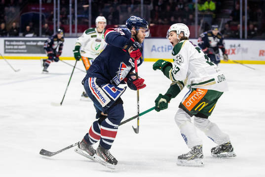 Linköpings Jimmy Andersson och Färjestads Albert Johansson