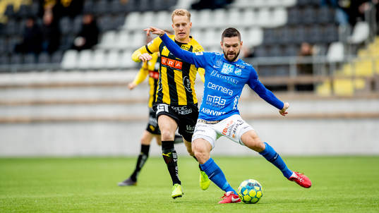 Norrbys Ivo Dominik Pekalski mot Häckens Gustav Berggren