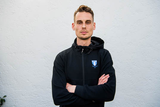 Malmö FFs assisterande tränare Daniel Bäckström poserar för ett porträtt