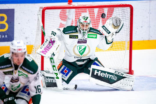 Färjestads målvakt Markus Svensson