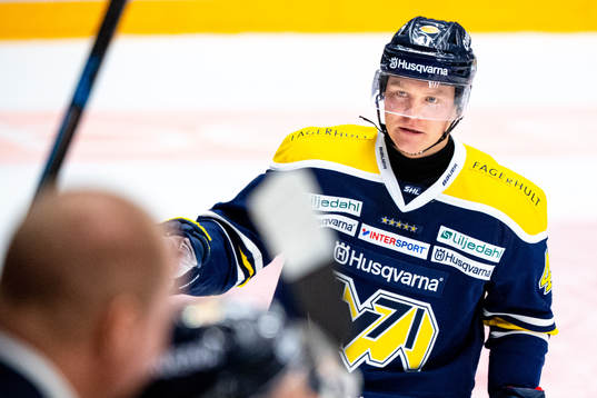 s Johan Johnsson jublar