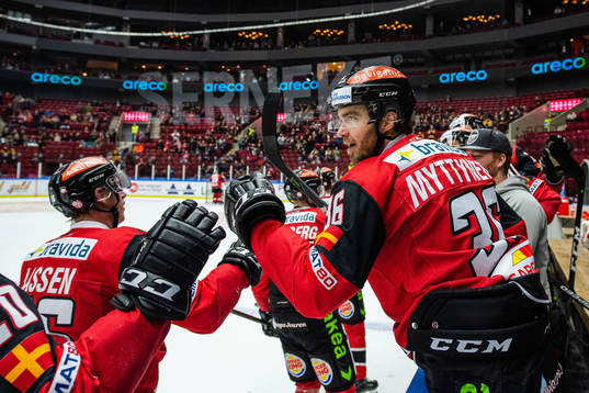 Malmö Redhawks Matias Myttynen jublar