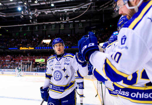 Leksands Sebastian Wännström jublar