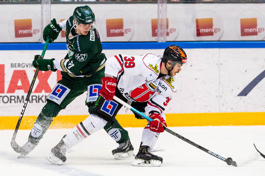 Färjestads Carl Jakobsson och Örebros Jordan Boucher