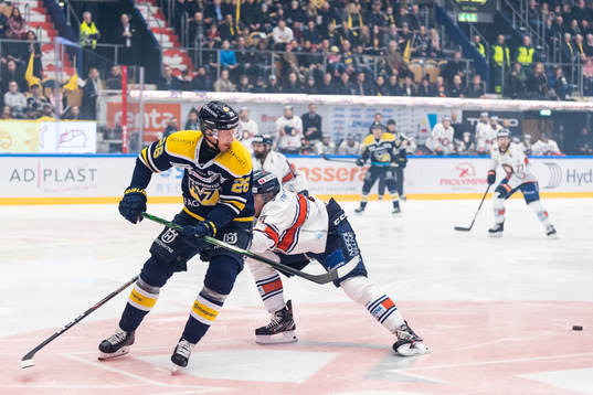 s Alexander Bergström och Växjös Oliver Bohm