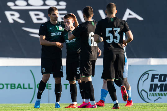 Ilia Vorotnikov of Krasnodar celebrates after 0-1