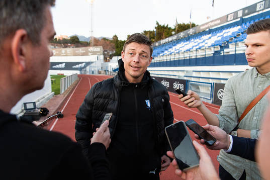 Jon Dahl Tomasson, head coach of Malmö FF, i s interviewed