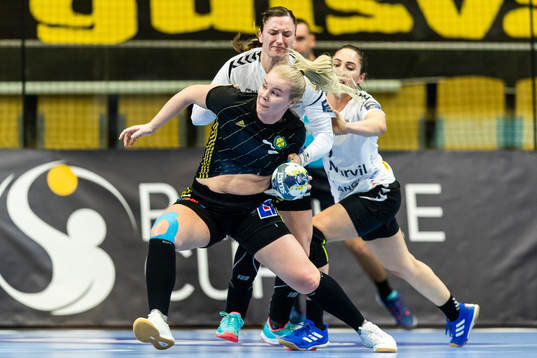 Sävehofs Emma Ekenman Fernis och Ramnicu Valceas