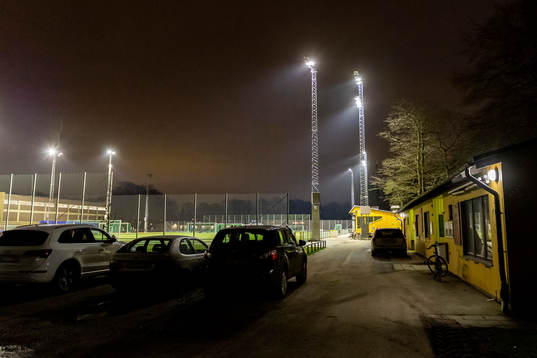 Natten faller över Limhamn IP