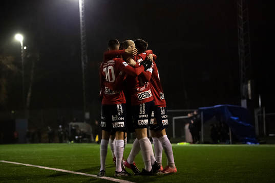 Bla gjennom flere bilder av Fotboll, Träningsmatch, Örgryte - Norrby
