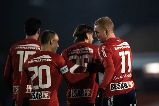 Örgrytes Calle Wede och Adam Bergmark Wiberg jublar efter 2-0 på straff
