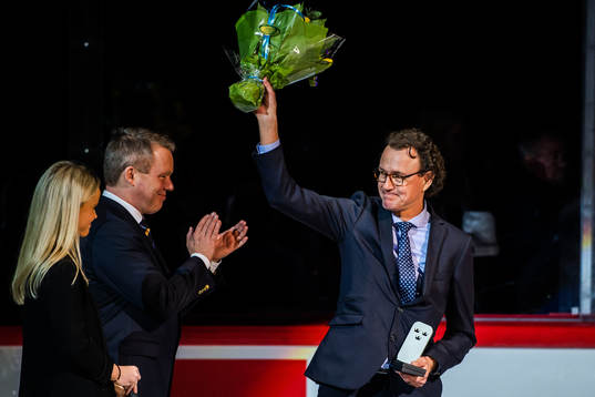 Fredrik Olausson is selected to the Swedish Hockey Hall of