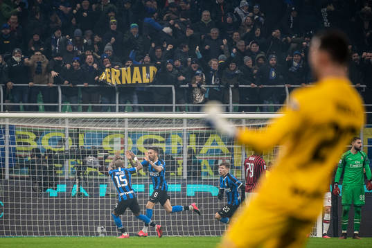 Matias Vecino and Ashley Young of Inter celebrates after 2-2