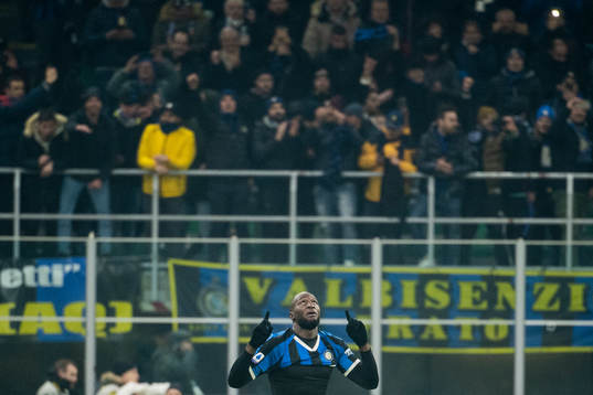 Romelu Lukaku of Inter celebrates after 4-2