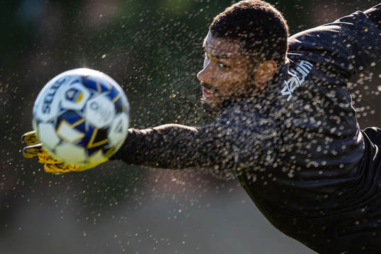 Häckens målvakt Jonathan Rasheed