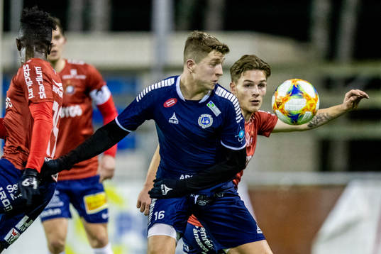 Örgrytes Samuel Ohlsson mot Utsiktens Oscar Samuelsson