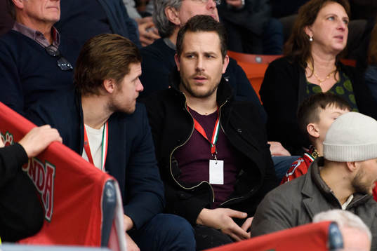 Tobias Hysén på läktaren