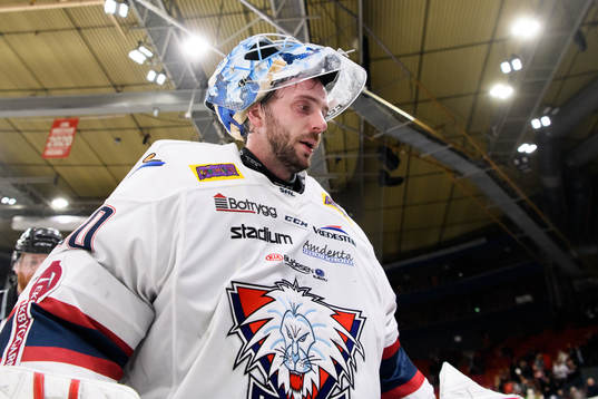 Linköpings målvakt Jonas Gustavsson eftert