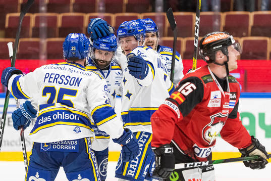 Leksands Daniel Olsson Trkulja jublar med Lucas Nordsäter