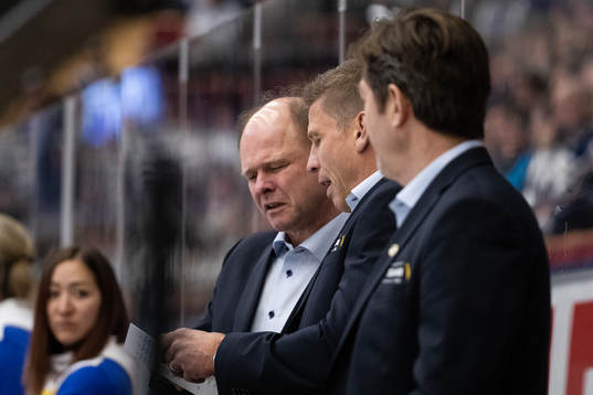 Leksands tränare Ulf Samuelsson  och assisterande tränare