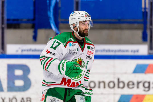 Rögles Taylor Matson jublar