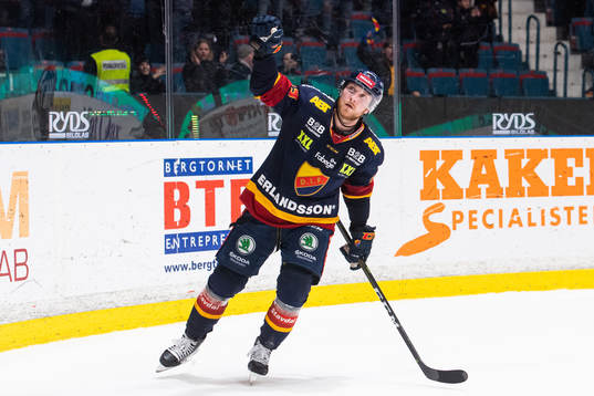 Djurgårdens Linus Hultström jublar