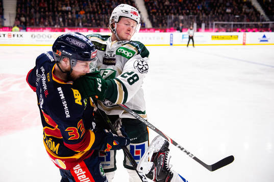 Djurgårdens Linus Hultström och Färjestads Linus Arnesson