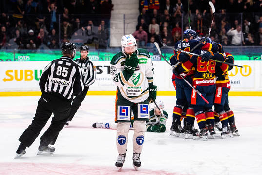 Färjestads Per Åslund deppar