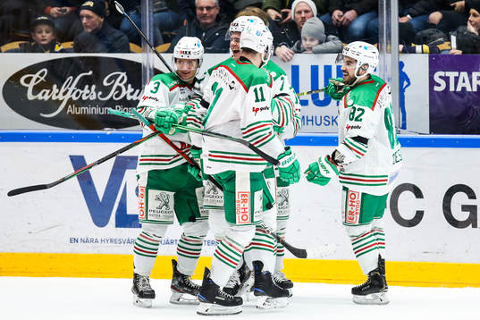 Rögles Daniel Bertov, Mattias Sjögren och Chris Desousa