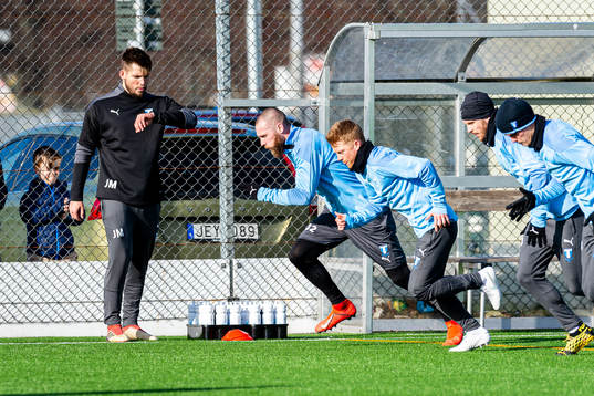 Malmö FFs fystränare Jamie Mackay tillsammans med Jo Inge Berget, Anders Christiansen, Lasse Nielsen och Sören Rieks