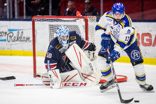 Linköpings målvakt Jonas Gustavsson och Leksands Daniel