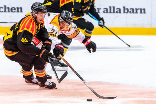 Brynäs Jacob Blomqvist och Luleås Juhani Tyrväinen