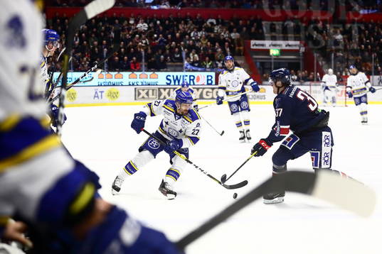 Leksands Marek Hrivik och Linköpings Adam Ginning