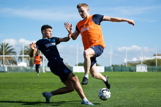 IFK Göteborgs Alexander Jallow  och Victor Wernersson