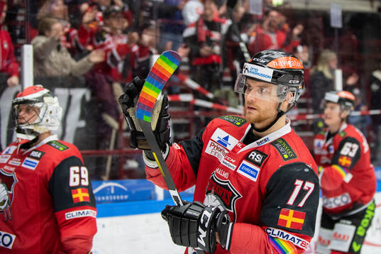Malmö Redhawks Max Görtz jublar