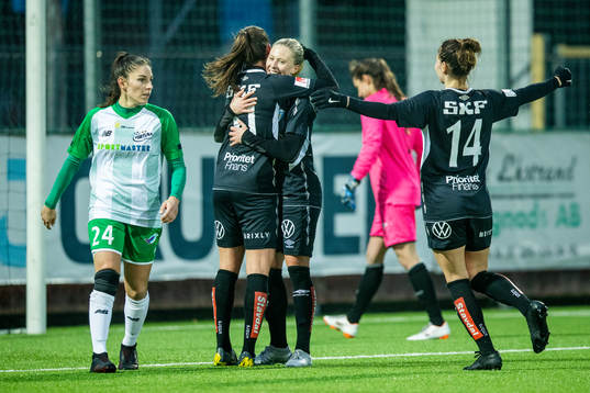 Göteborgs Rebecka Blomqvist, Pauline Hammarlund och