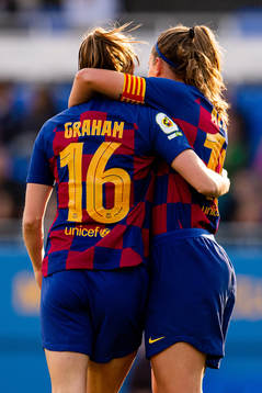 Caroline Graham Hansen of Barcelona celebrates with